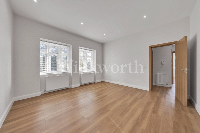 Templars Avenue, London, NW11