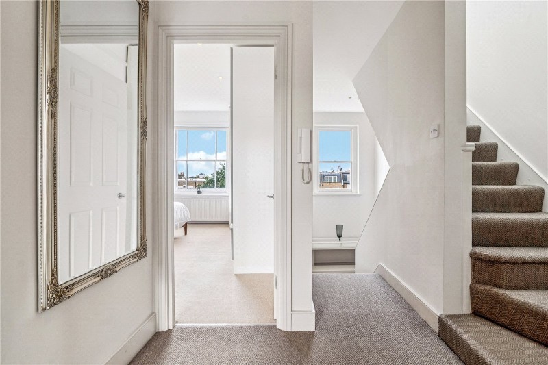 Elgin Crescent, London, W11