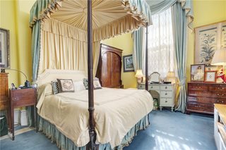 Ennismore Gardens, London, SW7