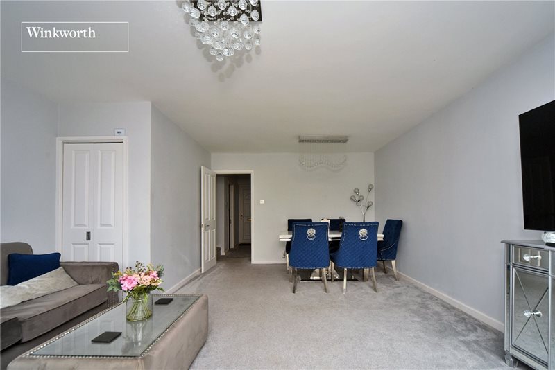 Cotswold Way, Worcester Park, KT4