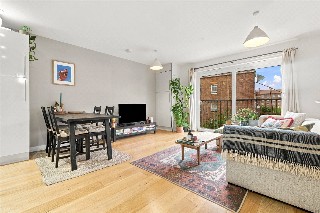 Cresset Road, London, E9