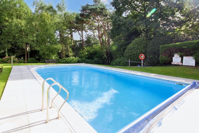 Sandbourne Road, Bournemouth, BH4