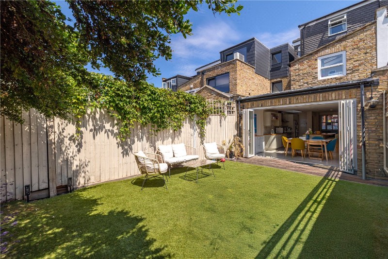 Tasso Road, London, W6