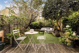 Abbotstone Road, London, SW15