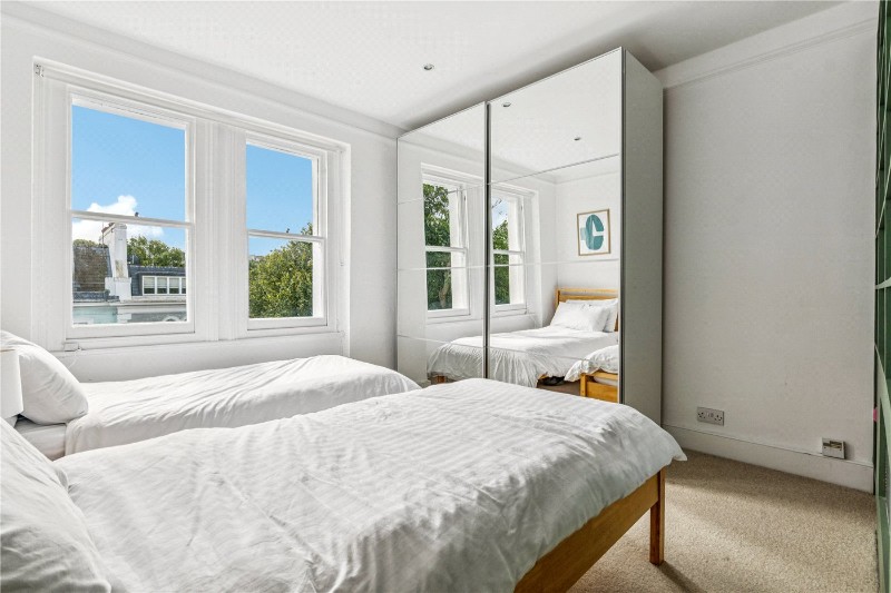 Elgin Crescent, London, W11