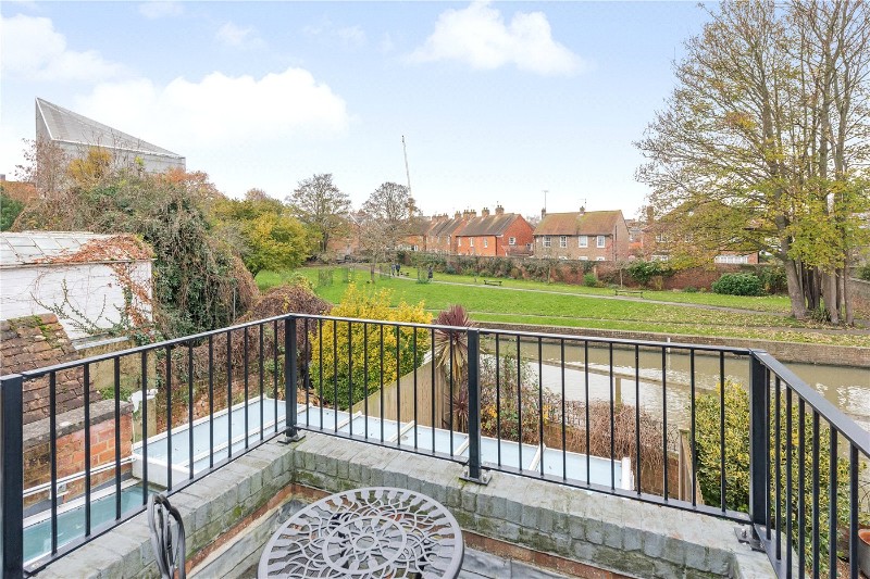 Blackfriars Street, Canterbury, Kent, CT1