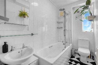 Gatcombe House, London, SE22