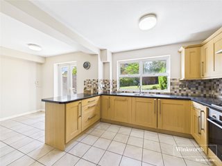 Hazel Road, Purley on Thames, Reading, Berkshire, RG8