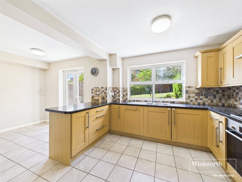 Hazel Road, Purley on Thames, Reading, Berkshire, RG8