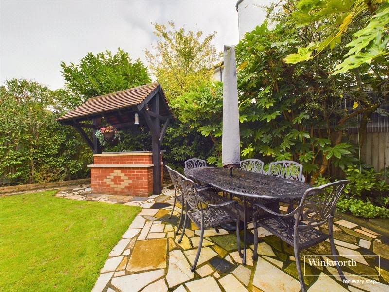 Salmon Street, Kingsbury, London, NW9