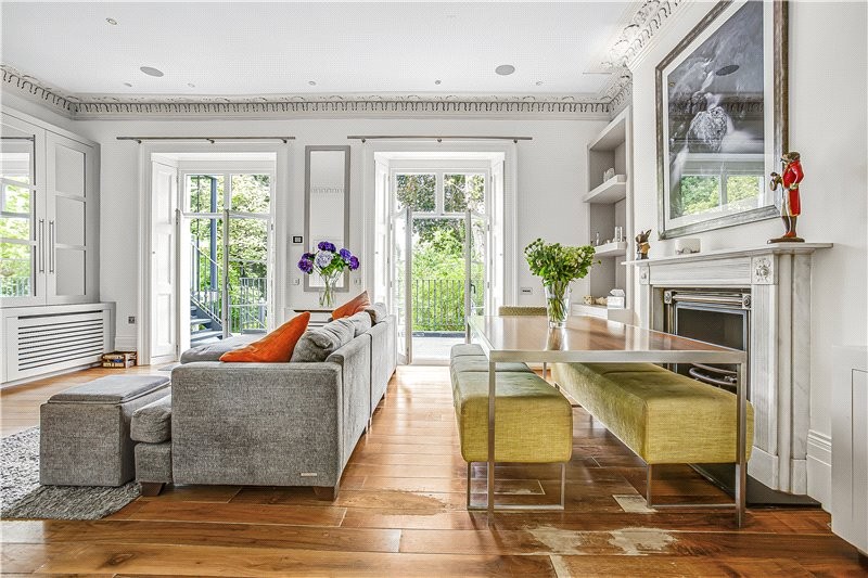 Castelnau, Barnes, London, SW13