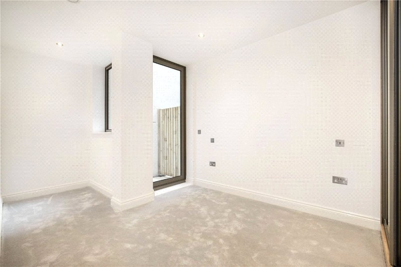 Keswick Road, London, SW15