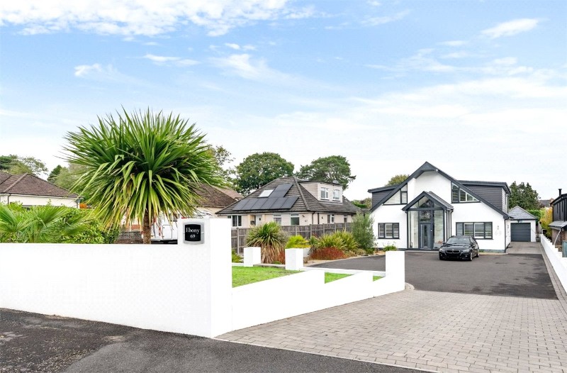 Albert Road, Corfe Mullen, Wimborne, Dorset, BH21