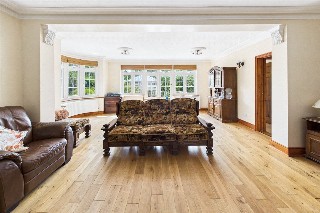 Norbury Hill, London, SW16