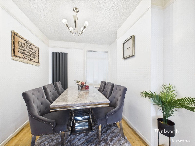 Baker Street, Reading, Berkshire, RG1