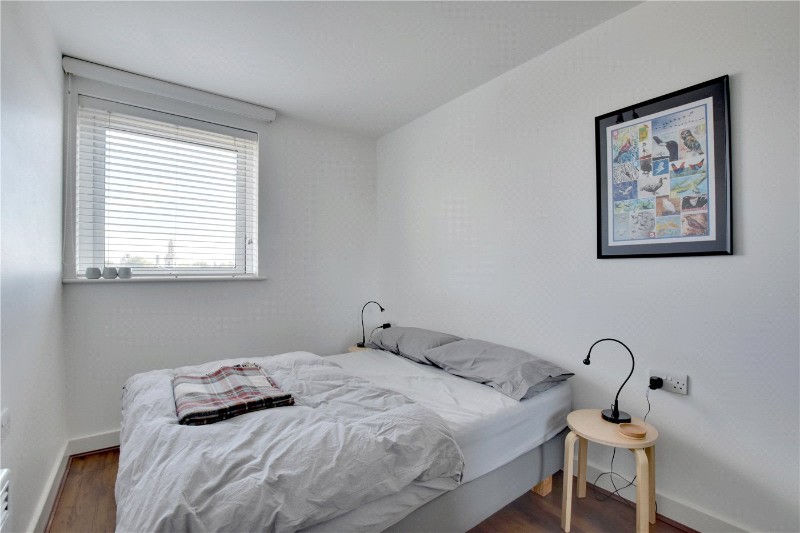 25 Tarves Way, Greenwich, London, SE10