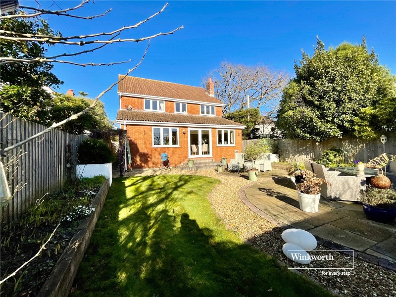 Stuart Road, Highcliffe, Dorset, BH23