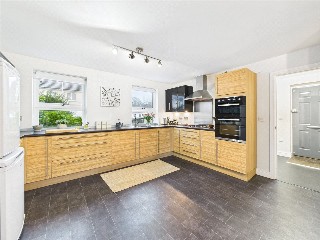 Saxon Close, Crediton, Devon, EX17