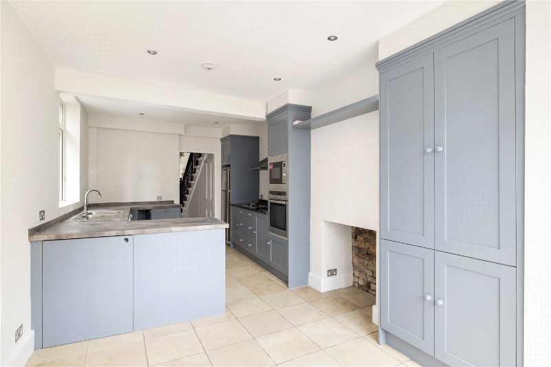 Blakemore Road, London, SW16