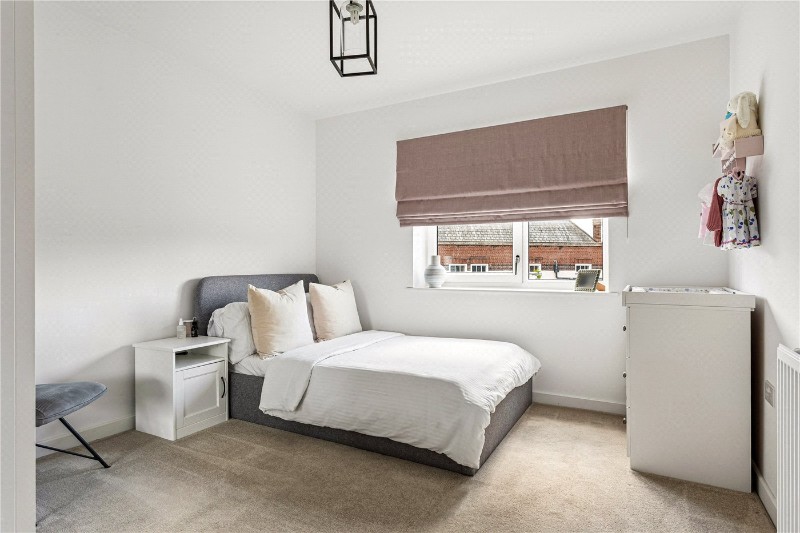 Springfield Drive, London, SW17