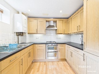 Brownlow Lodge, Brownlow Road, Reading, Berkshire, RG1