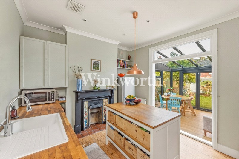 Eade Road, London, N4