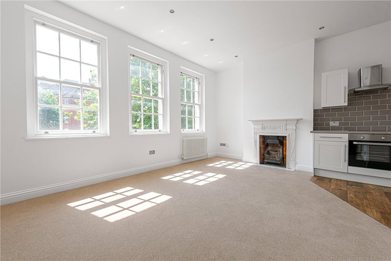 Kings Parade, Okehampton Road, London, NW10