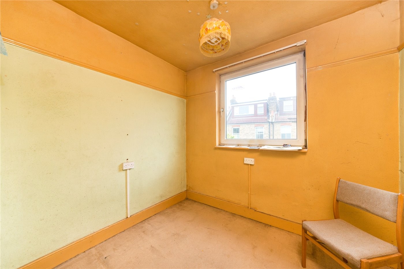 5 bedroom property for sale in Crowborough Road, London, SW17 (Ref