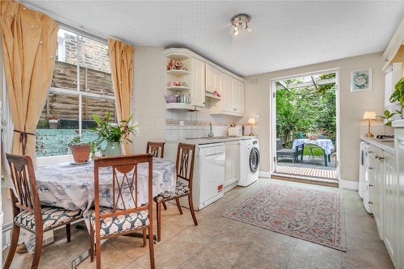 Glycena Road, London, SW11