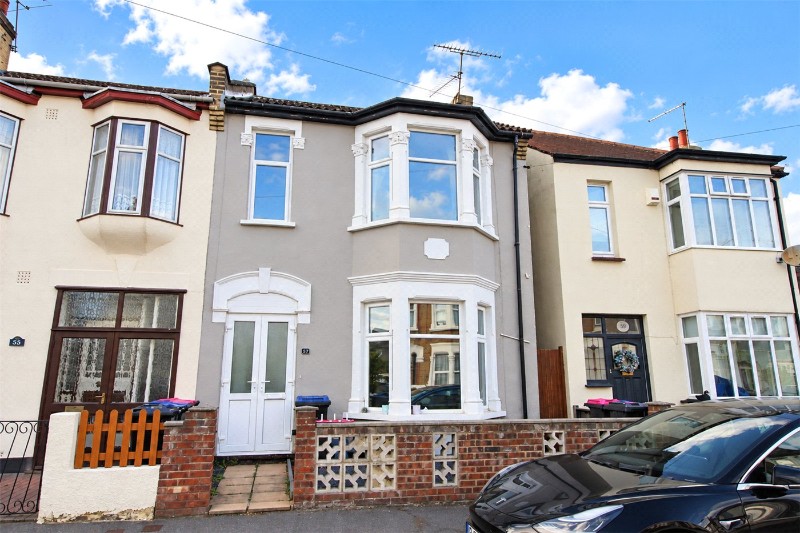 Southview Drive, Westcliff-on-Sea, Essex, SS0