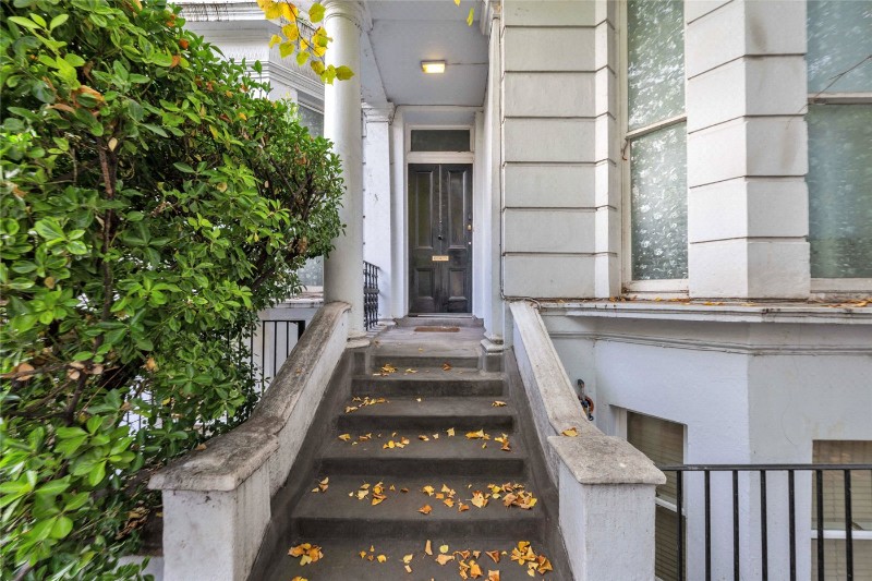 Elgin Avenue, London, W9