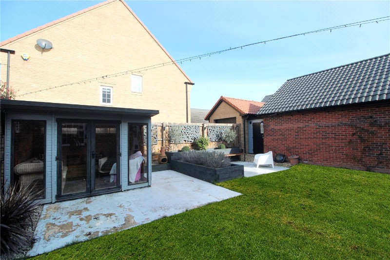 Neale Avenue, Poringland, Norwich, Norfolk, NR14