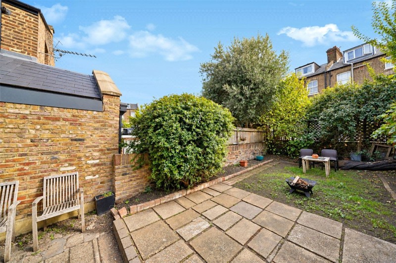 Hatchard Road, London, N19
