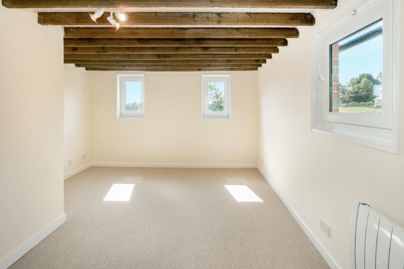 Greenvale Oast, Browns Lane, Cross In Hand, East Sussex, TN21