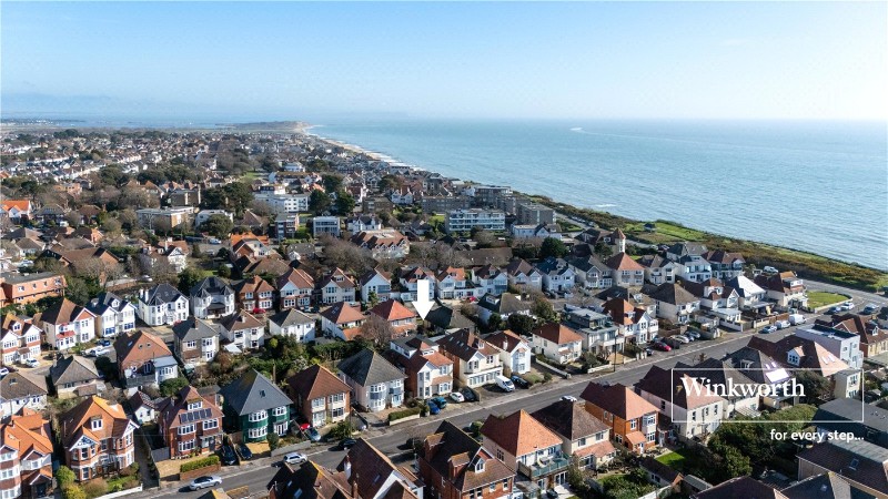 Pinecliffe Avenue, Bournemouth, Dorset, BH6
