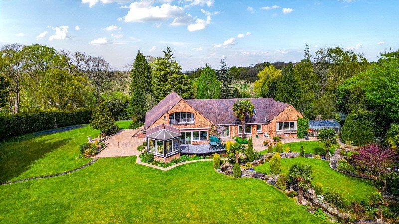 Jubilee Road, Finchampstead, Wokingham, Berkshire, RG40