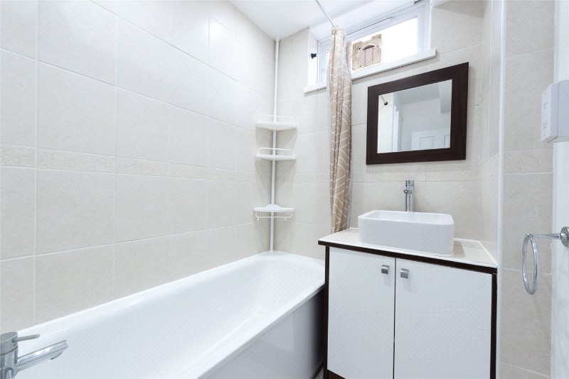 Carlton Drive, London, SW15