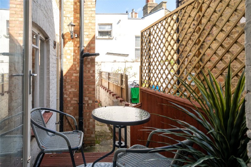 Merredene Street, London, SW2