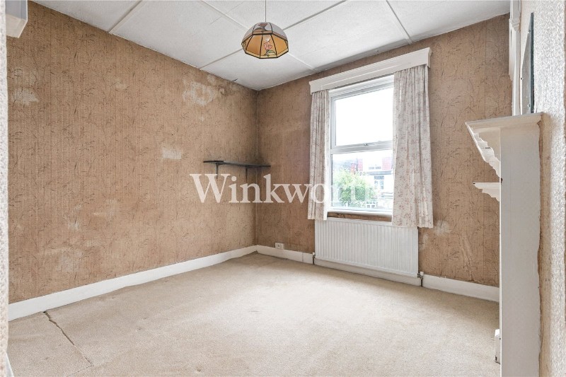 Westbury Avenue, London, N22