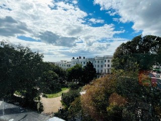 Western Road, Brighton, East Sussex, BN1