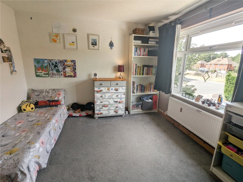 Roman Way, Farnham, Surrey, GU9