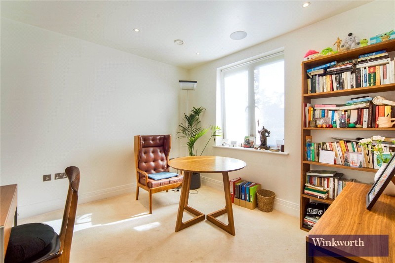Duchess Crescent, Stanmore, HA7