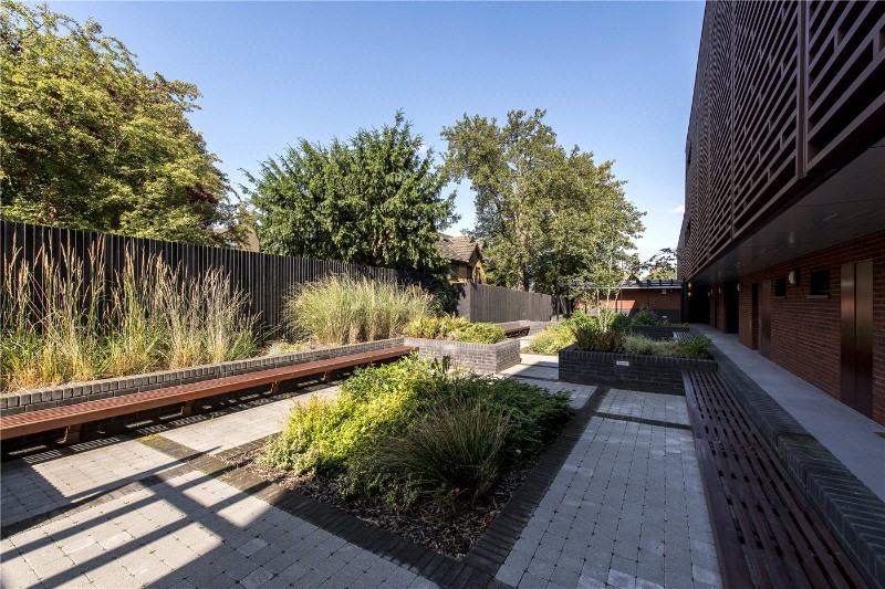Mountearl Gardens, London, SW16