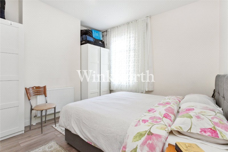 Boundary Road, London, N22