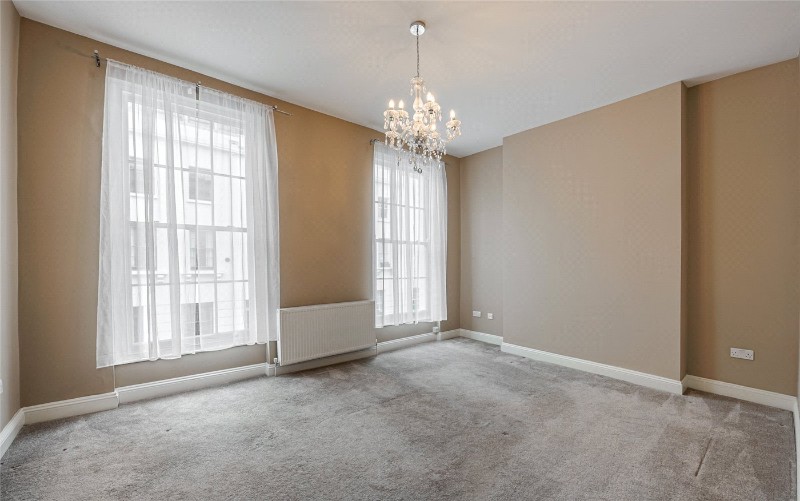 West Warwick Place, London, SW1V