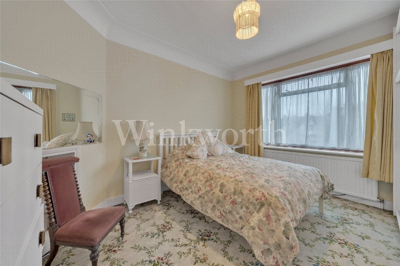Montpelier Rise, London, NW11