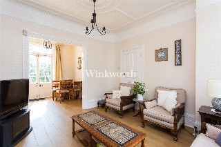 Riverway, London, N13