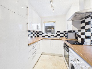 Beaconsfield Way, Earley, Reading, Berkshire, RG6