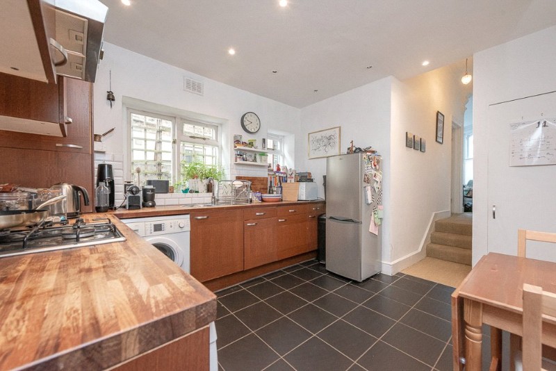 Bolton Gardens, London, NW10