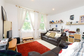 Chiswick High Road, Chiswick, W4